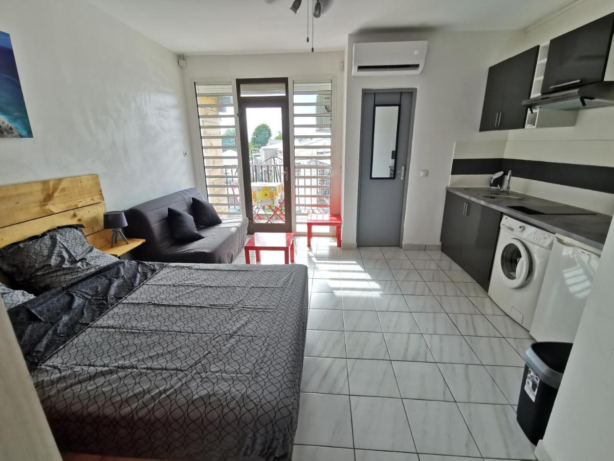 Appartement Vue Mer Et Montagne A 100M De La Plage Ле-Гозье Экстерьер фото