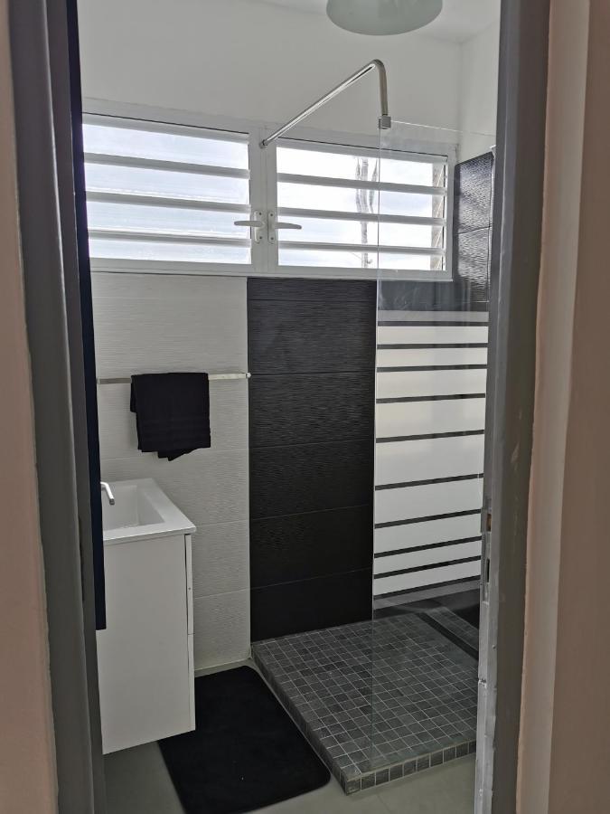 Appartement Vue Mer Et Montagne A 100M De La Plage Ле-Гозье Экстерьер фото